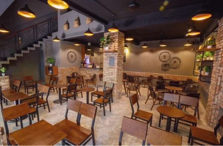 Một quán cafe học bài có không gian mở
