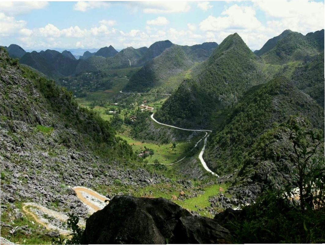 Mùa hoa tam giác mạch trên cao nguyên đá Đồng Văn