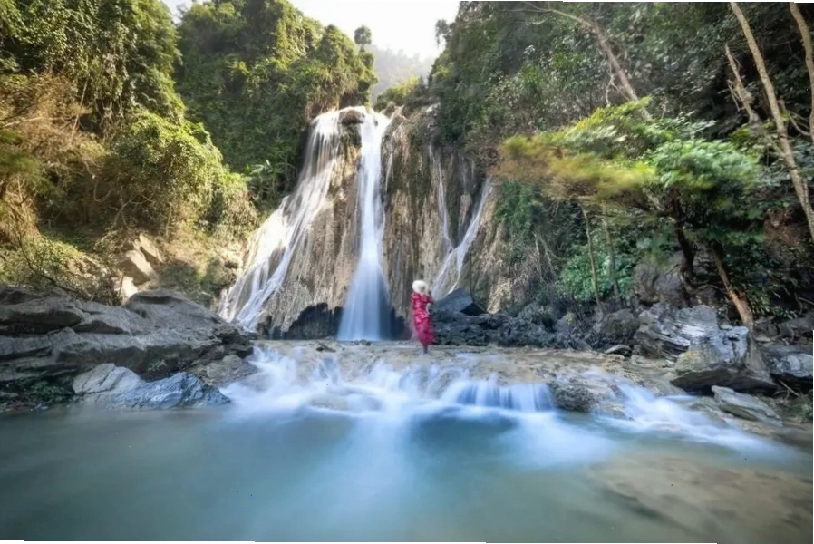 Na Hang, địa điểm du lịch miền Bắc 2 ngày 1 đêm mang vẻ đẹp hoang sơ giữa núi rừng Tuyên Quang