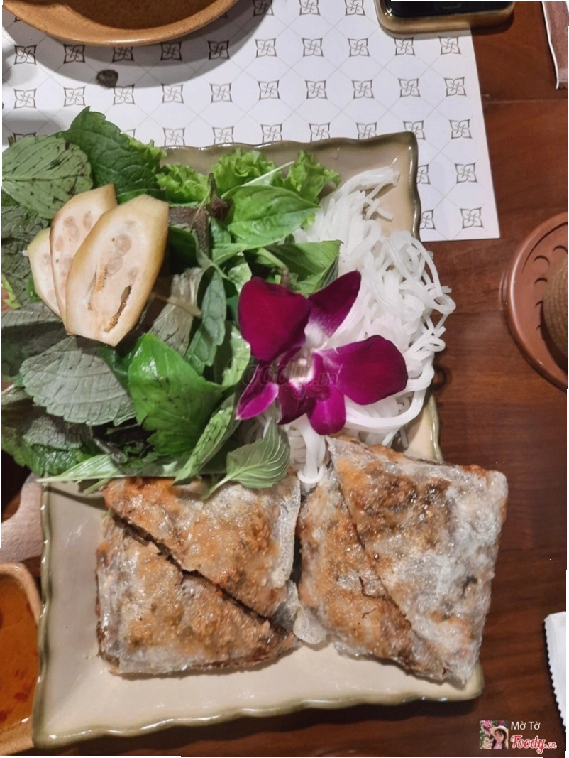 Nem vuông tại Nhà hàng chay Giác Ngộ