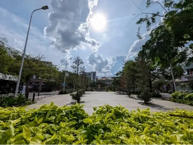 Người dân tham gia hoạt động văn hóa tại công viên