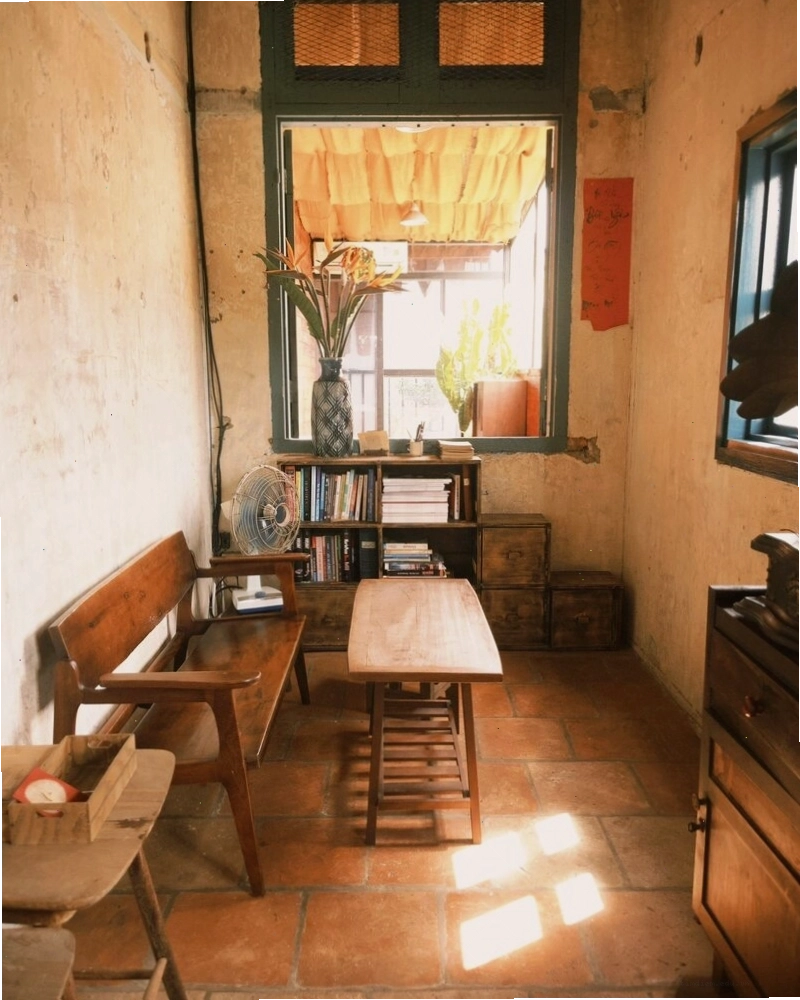 Người Tắm Chuyền House với không gian ấm cúng và mộc mạc