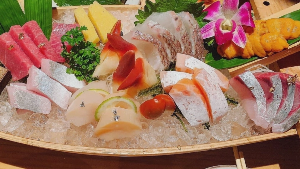 Nguyên liệu tươi ngon là yếu tố làm nên sức hấp dẫn của Nhân Sushi-Bito