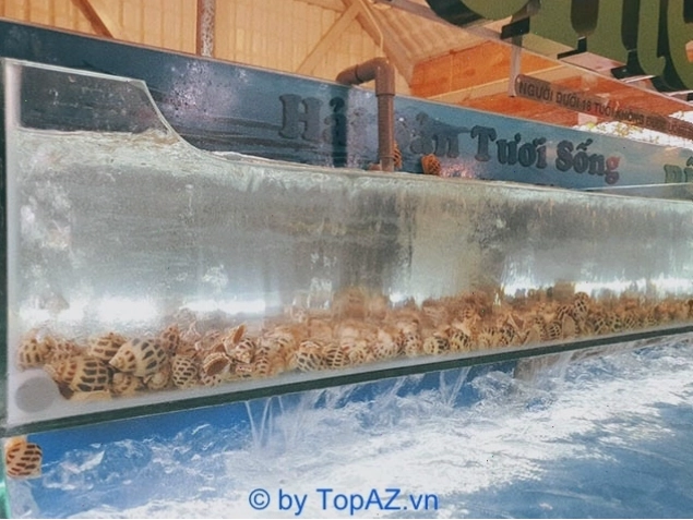 Nhà hàng Bên Sông với không gian thoáng đãng