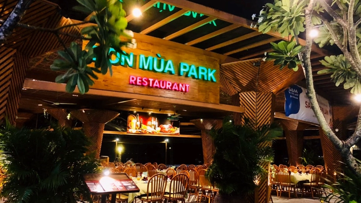 Nhà hàng Bốn Mùa Nha Trang với không gian thoáng đãng
