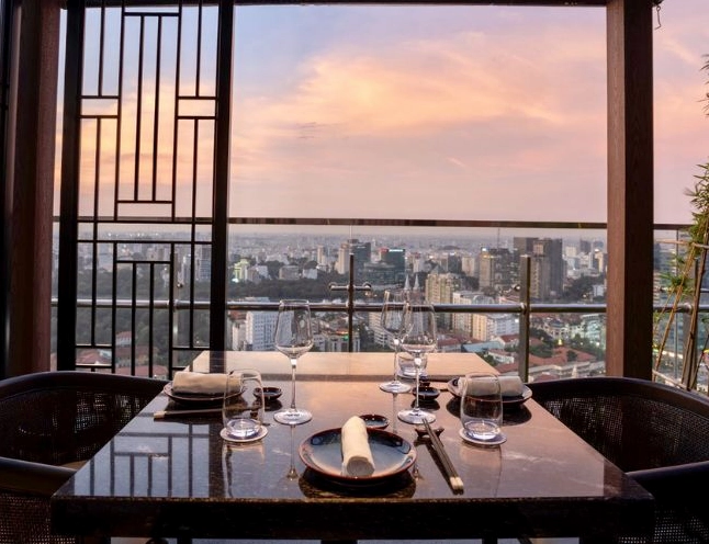Nhà hàng Châu Giang Mạc Thái Tổ: Trải nghiệm ẩm thực tinh hoa giữa lòng Hà Nội