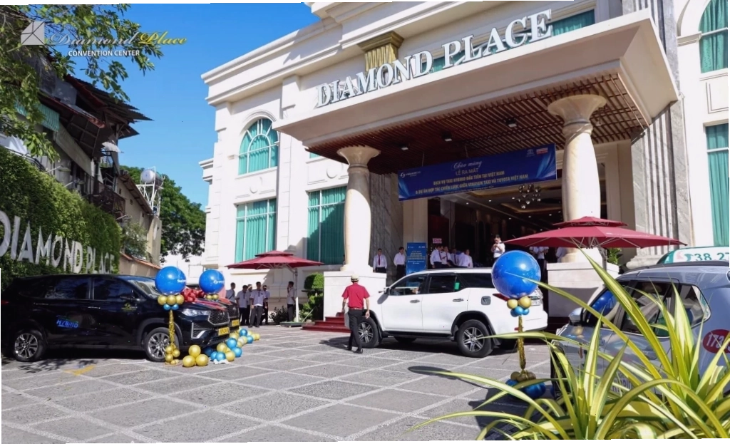 Nhà hàng Diamond Place địa điểm lý tưởng cho tiệc cưới