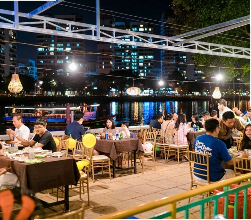 Nhà hàng Din Ki Cù Lao Xanh với ẩm thực miền Tây ven sông Sài Gòn