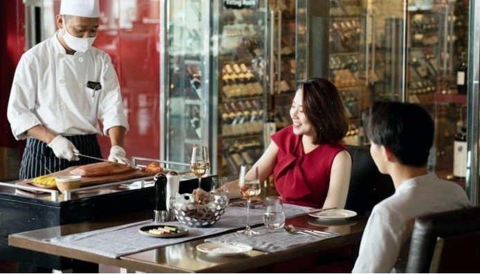 Nhà hàng French Grill tại JW Marriott Hotel Hanoi