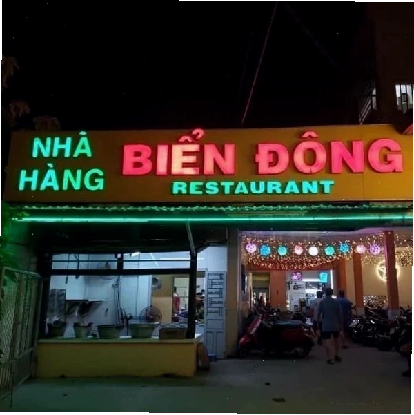 Nhà hàng hải sản Biển Đông
