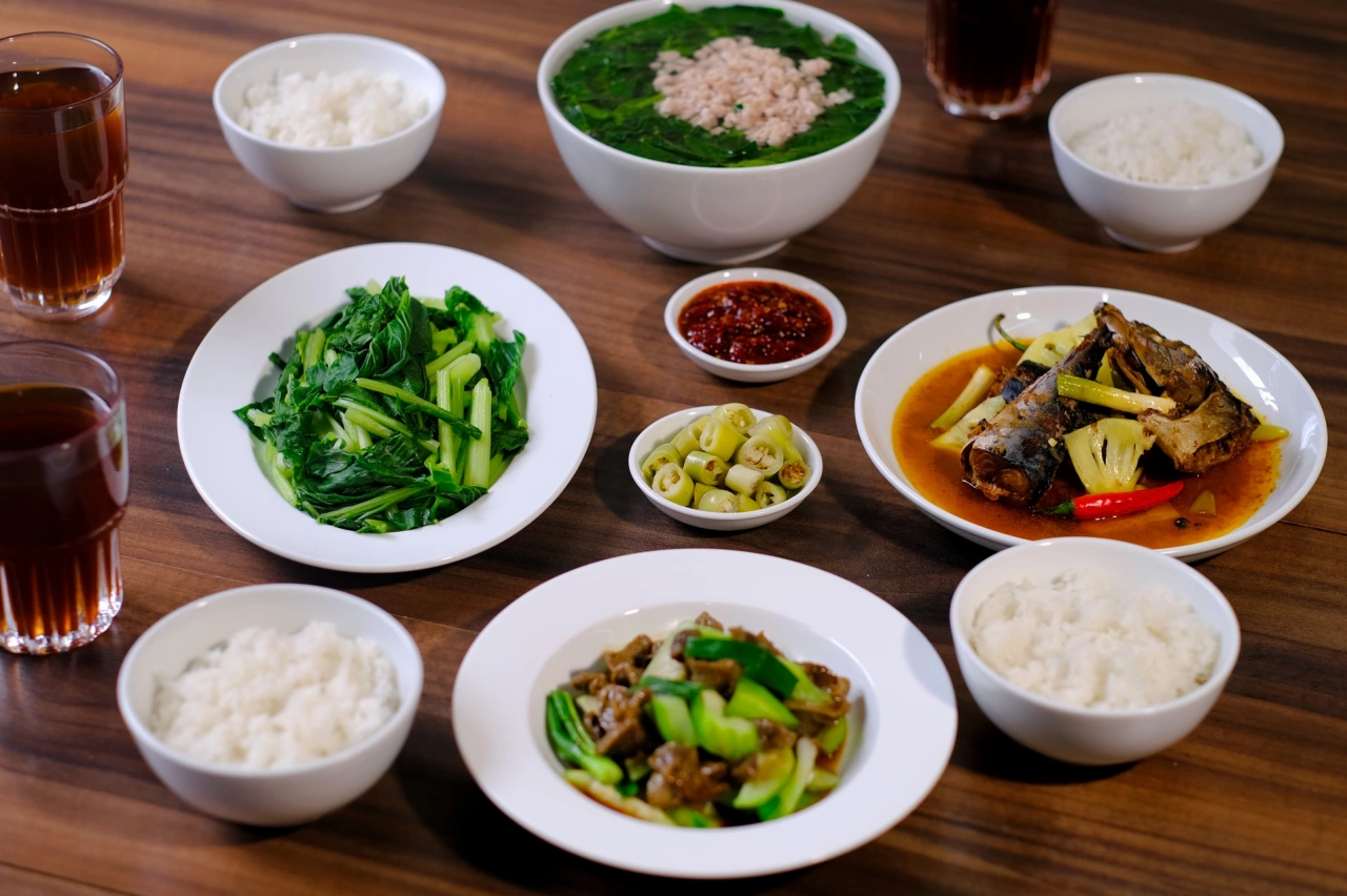 Nhà hàng Hồng Ngọc: Khám phá tinh hoa ẩm thực Việt và không gian độc đáo