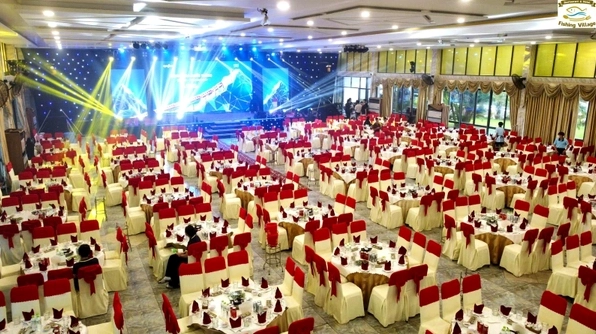 Nhà hàng Hồng Vinh Mũi Né: Trải nghiệm hải sản tươi ngon và câu chuyện đằng sau vụ ngộ độc