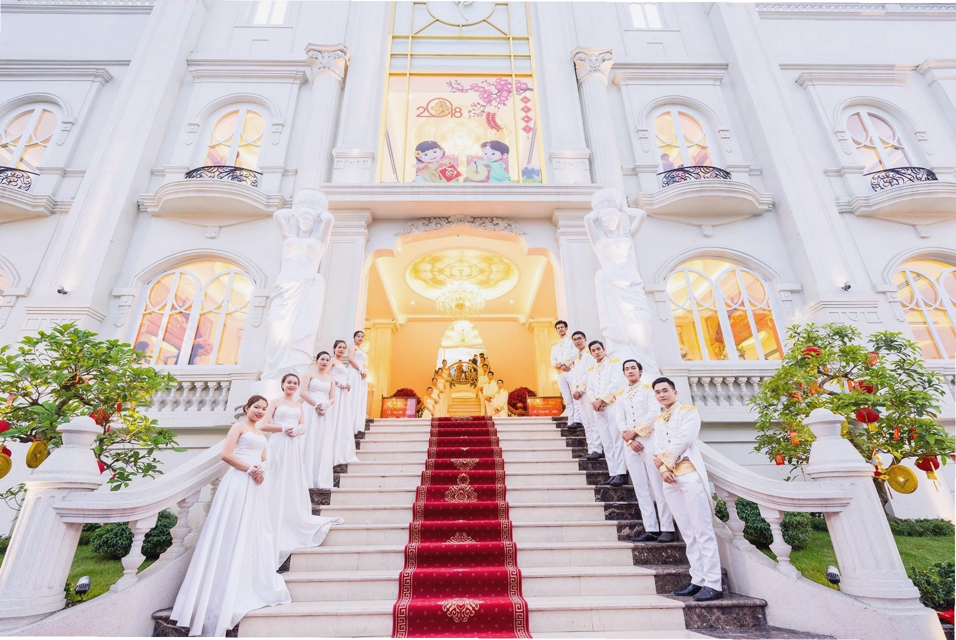 Nhà hàng Hương Phố Gò Vấp nổi bật với vị trí đắc địa trên đường Phan Văn Trị