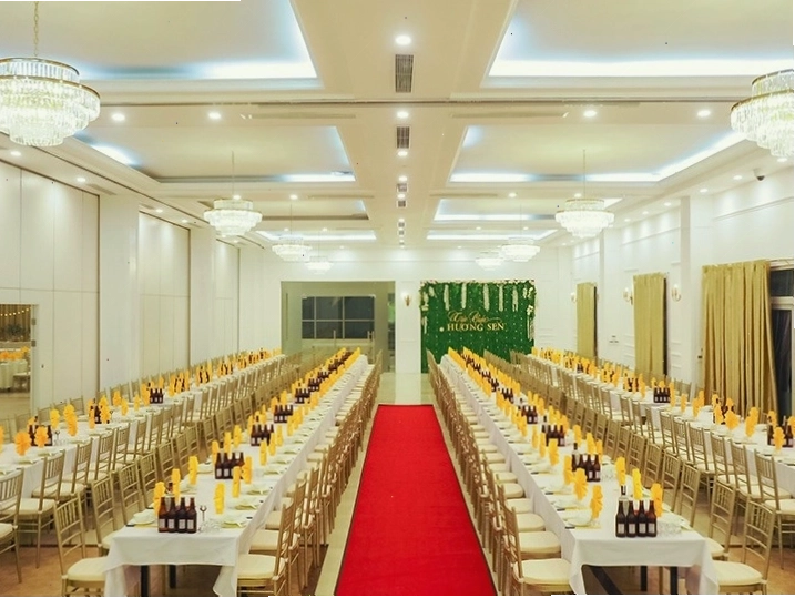 Nhà hàng Hương Sen - nơi sum họp lý tưởng