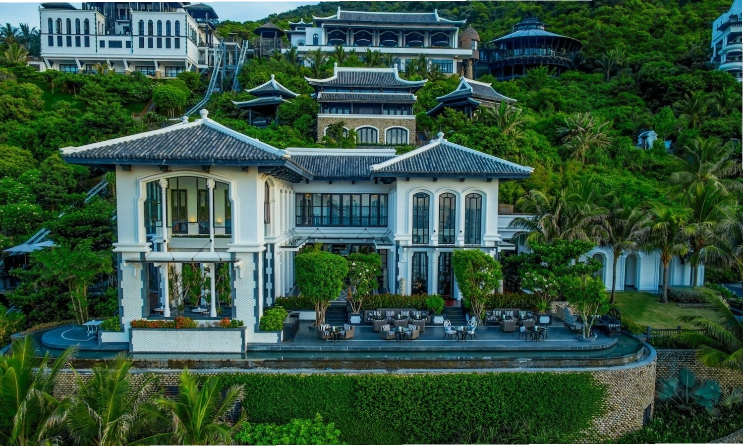 Nhà hàng La Maison 1888 với kiến trúc độc đáo và các món ăn fusion sang trọng