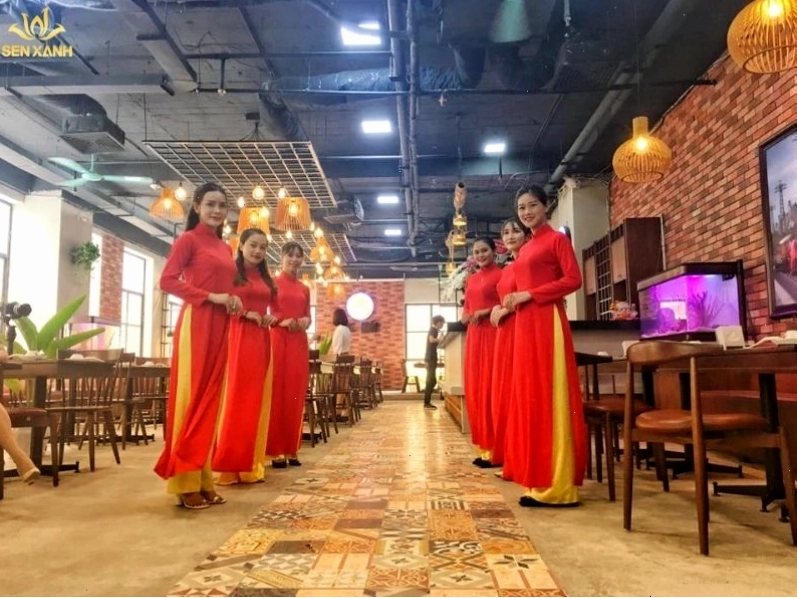 Nhà hàng Lạc Quán với cách bài trí hợp lý và hài hòa