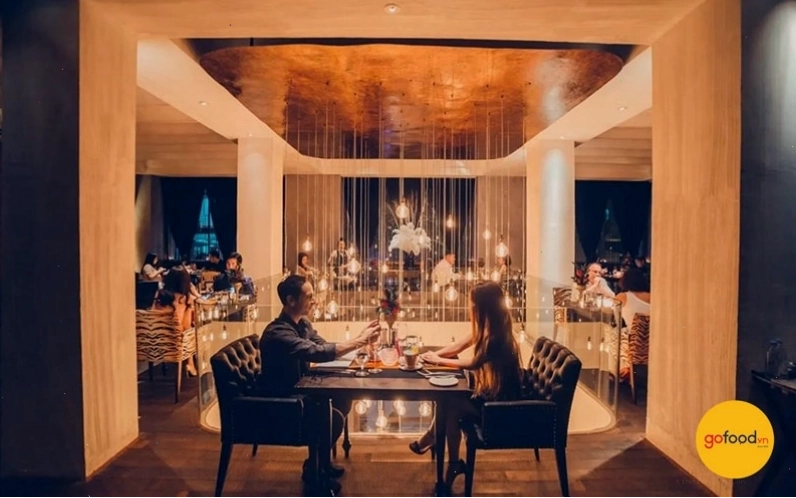 Nhà hàng Muse Dining & Grill với không gian lãng mạn và món ăn Tây hấp dẫn