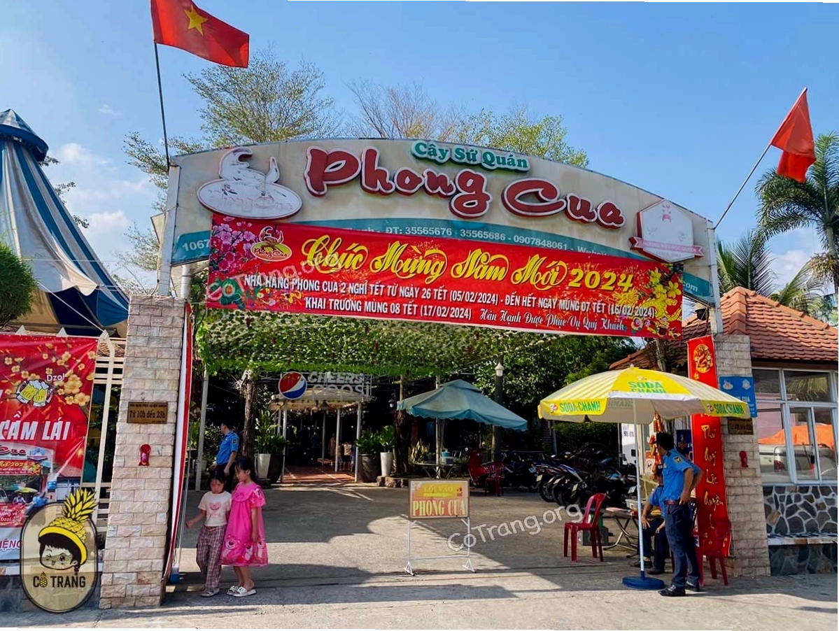 Nhà hàng Phong Cua 2 Bình Quới với không gian thoáng đãng