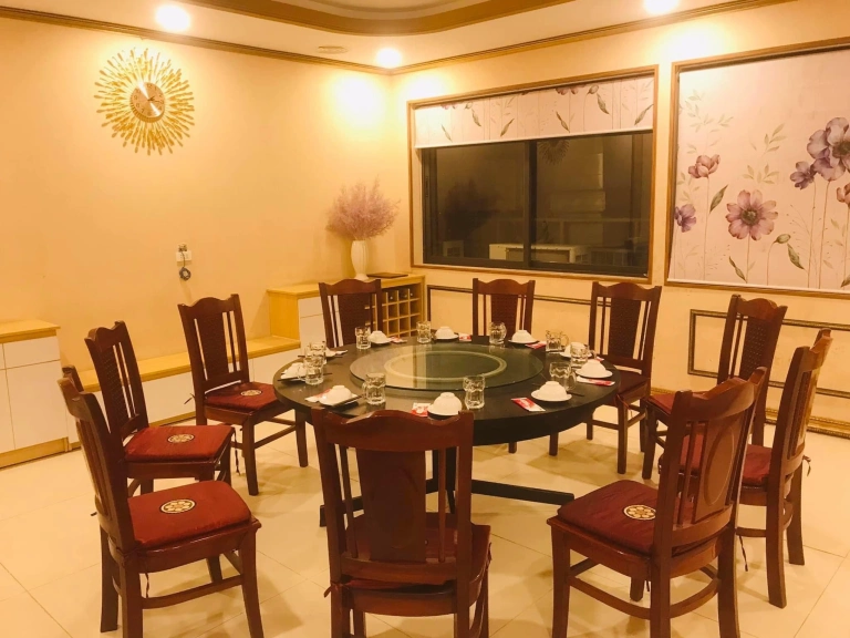 Nhà hàng Phong Lan: Điểm đến ẩm thực độc đáo và trải nghiệm khó quên
