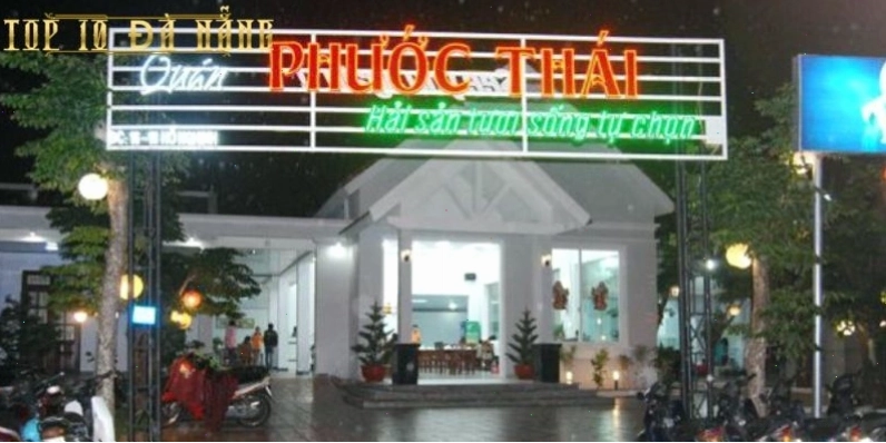 Nhà hàng Phước Thái với view nhìn ra biển
