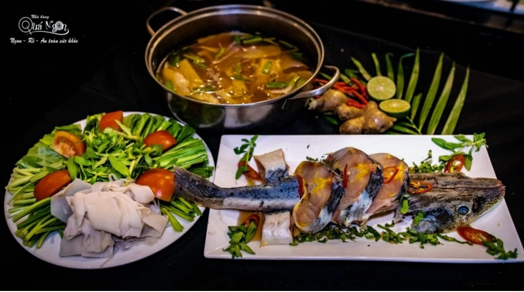 Nhà hàng Quá Ngon trang trí tinh tế, sang trọng