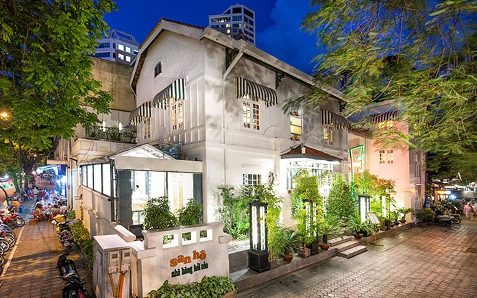 Nhà hàng San Hô Lý Thường Kiệt: Khám phá thế giới hải sản tươi ngon