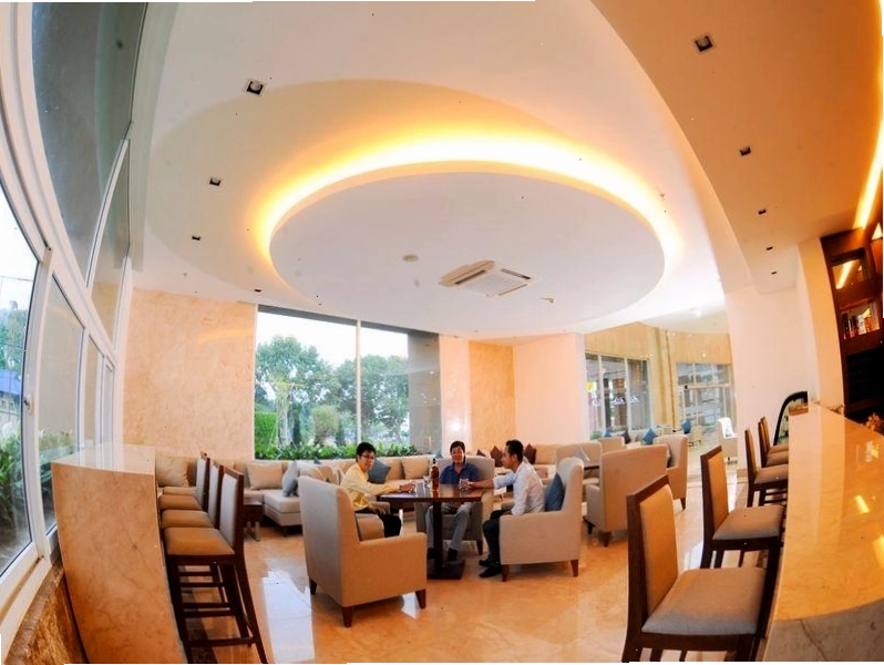 Nhà hàng sang trọng tại Khách sạn Mekong Mỹ Tho