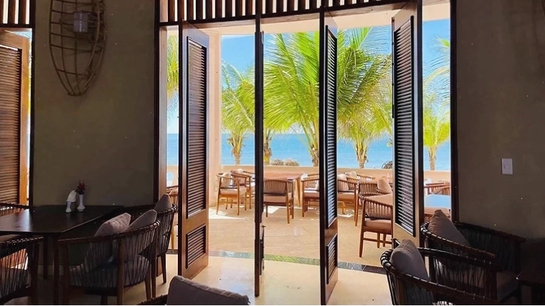 Nhà hàng sang trọng tại Le Viva Resort Mũi Né