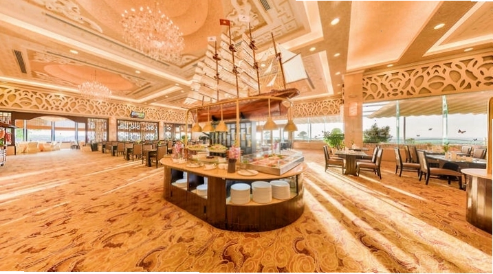 Nhà hàng sang trọng tại Sea Links Beach Resort phục vụ ẩm thực Á Âu