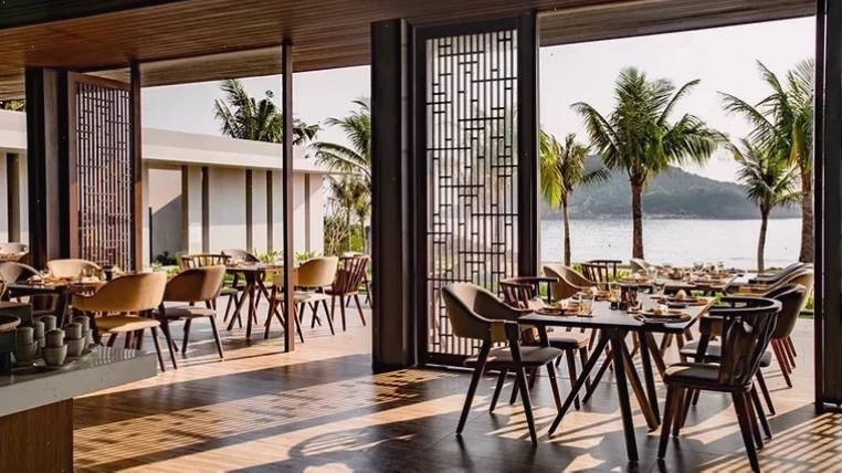 Nhà hàng Sea Fire Salt tại Anantara Quy Nhơn Villas