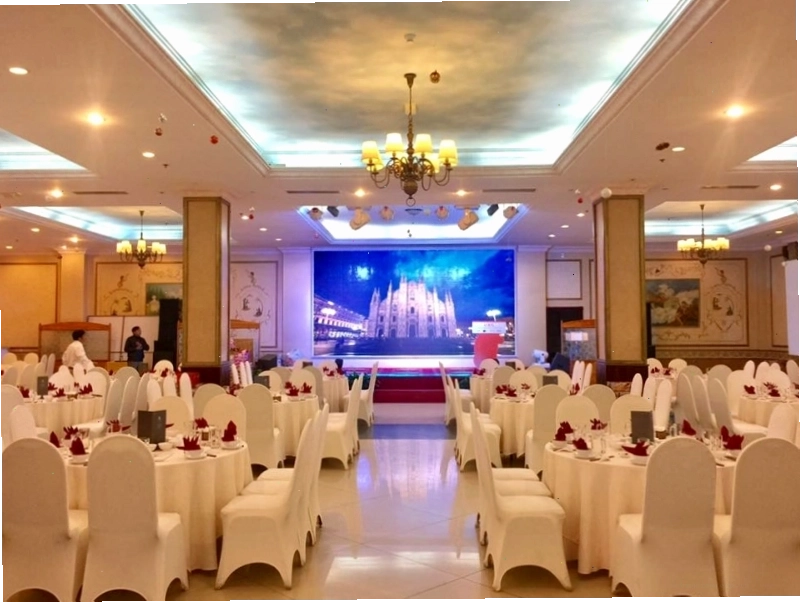 Nhà hàng Tâm Đắc Đà Lạt với không gian rộng lớn và trang thiết bị hiện đại