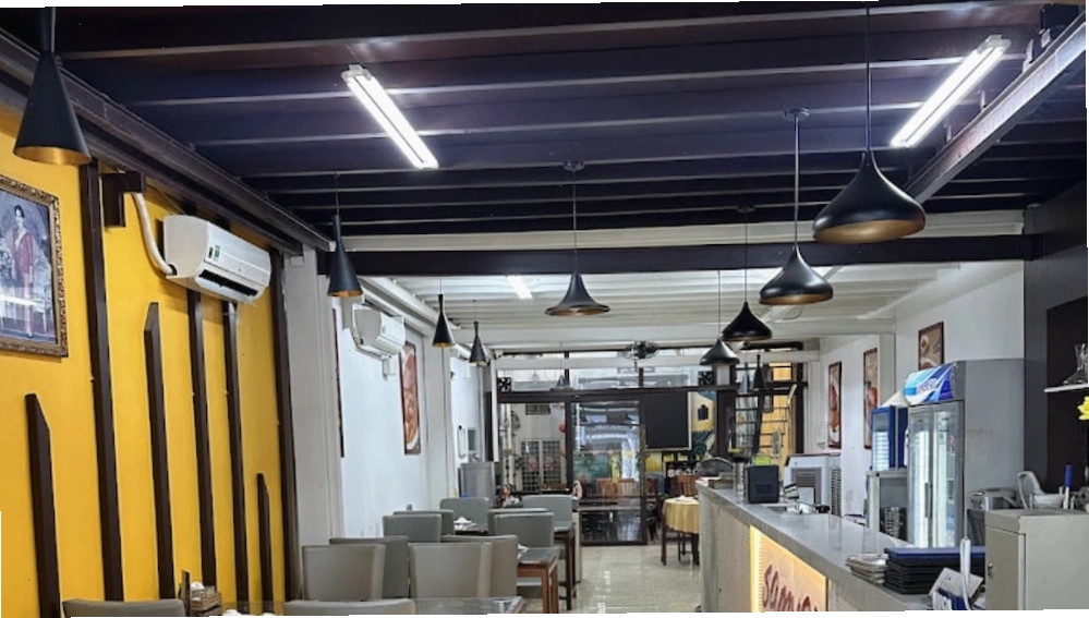 Nhà Hàng Thái Samyan trang trí với hình ảnh truyền thống Thái Lan