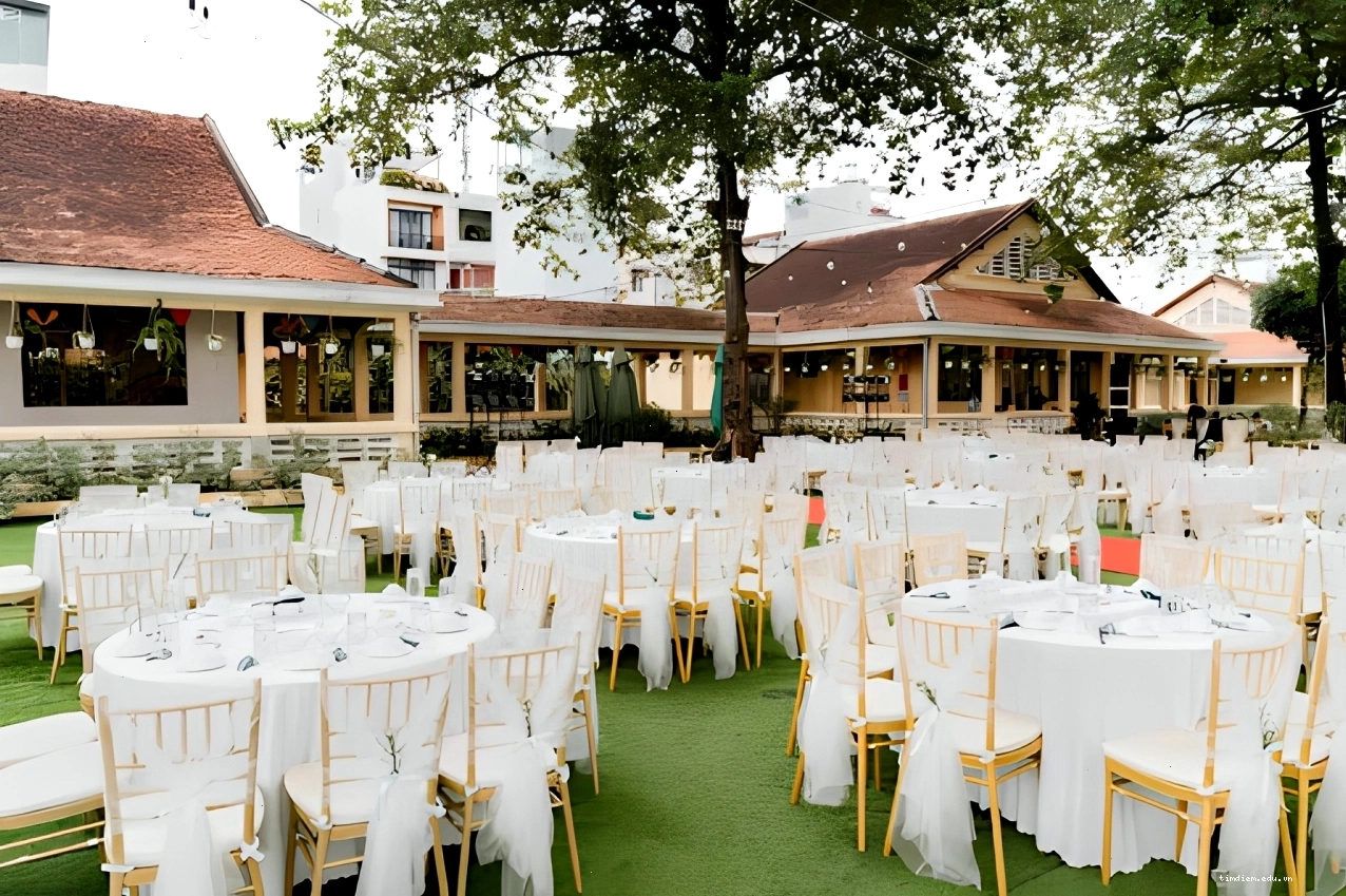Nhà hàng tiệc cưới sân vườn Happy Garden