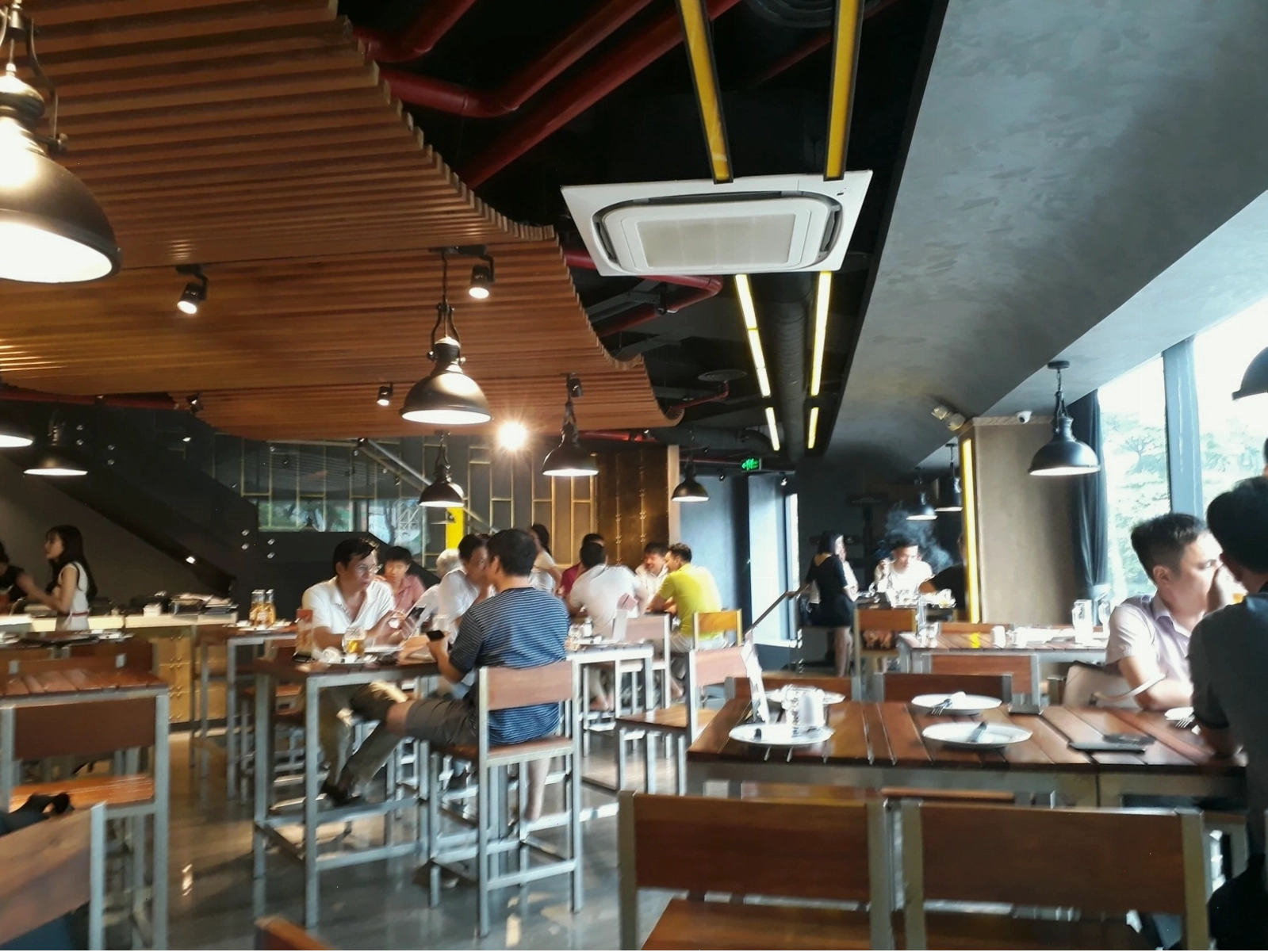 Nhà hàng Vuvuzela tại Hà Nội