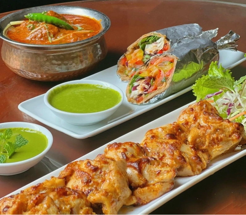 Nhà hàng Zaika Indian Restaurant với các món ăn được bài trí đẹp mắt và hương vị chuẩn Ấn Độ