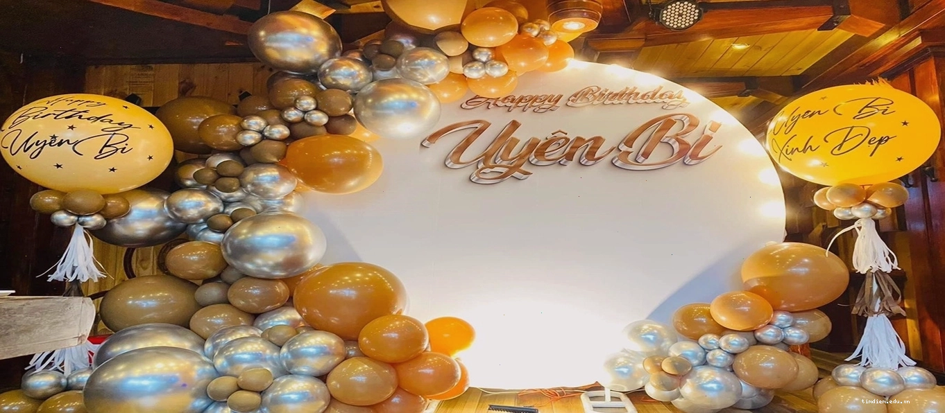 Nhân viên Nhà hàng 39 phục vụ tận tình