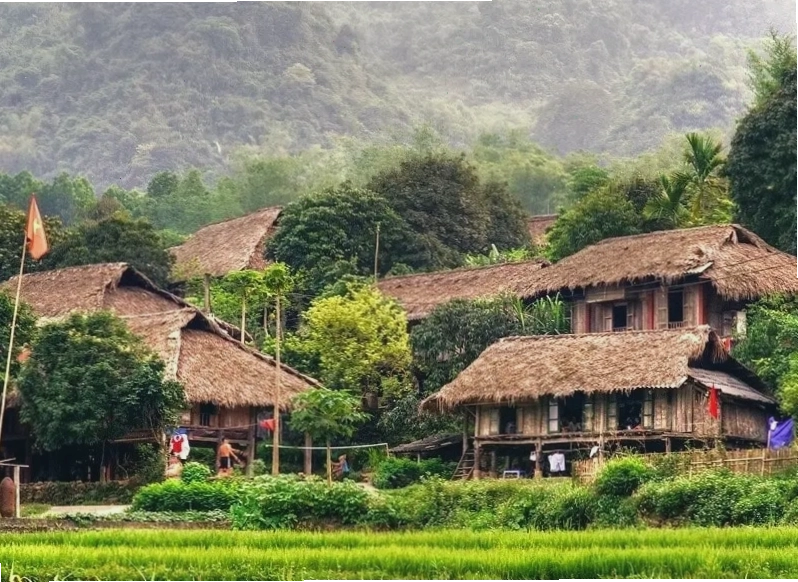 Những ngôi nhà sàn truyền thống tại Bản Lác, Mai Châu