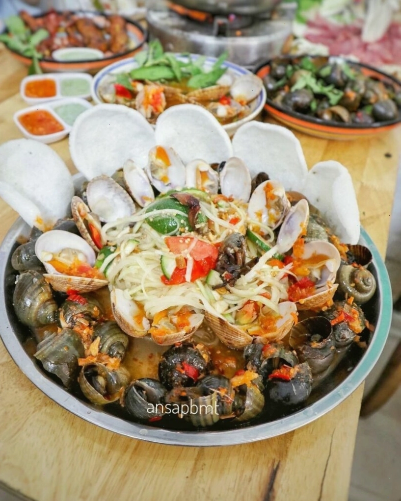 Nồi lẩu Thái nóng hổi hấp dẫn tại Lẩu Thái Deli