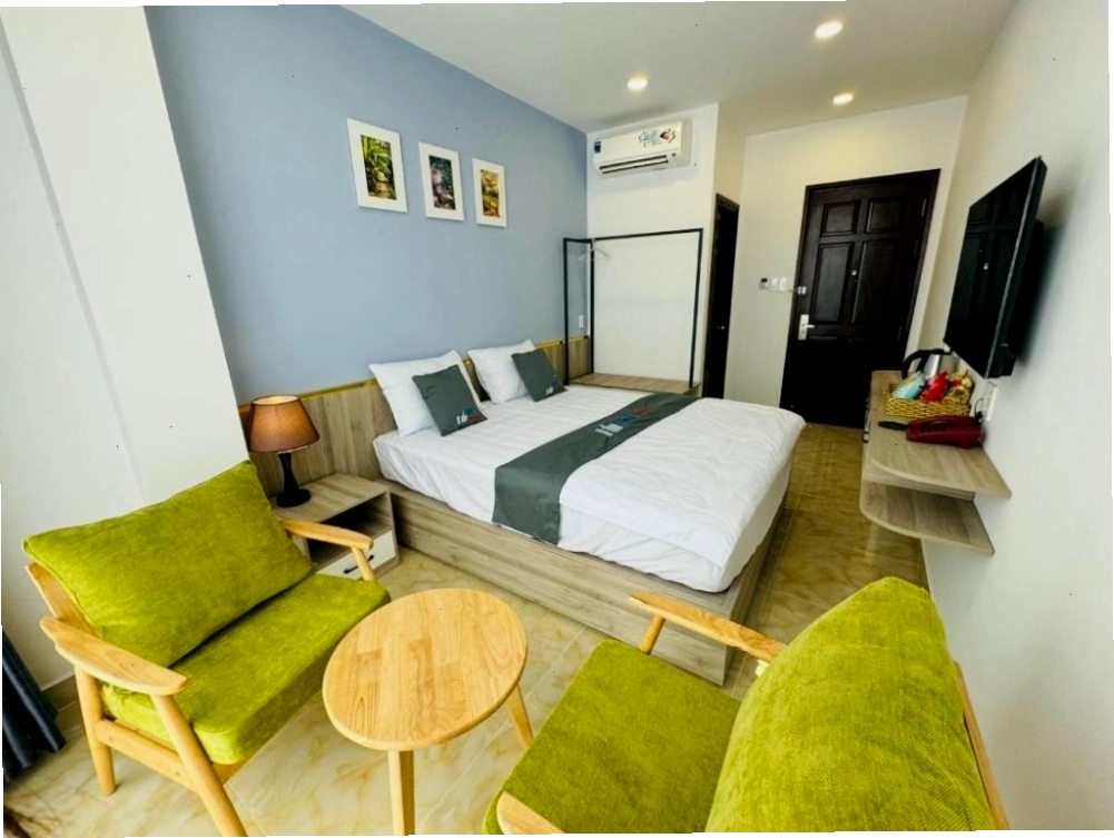 Nội thất gỗ công nghiệp hiện đại tại phòng khách sạn