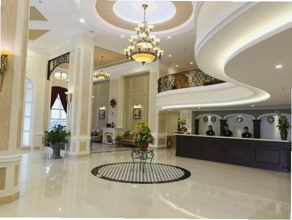Nội thất hoàng gia lộng lẫy bên trong khách sạn Iris Đà Lạt