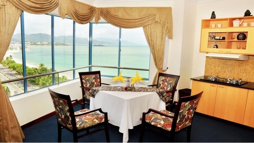 Nội thất phòng khách sạn Yasaka Sài Gòn Nha Trang sang trọng