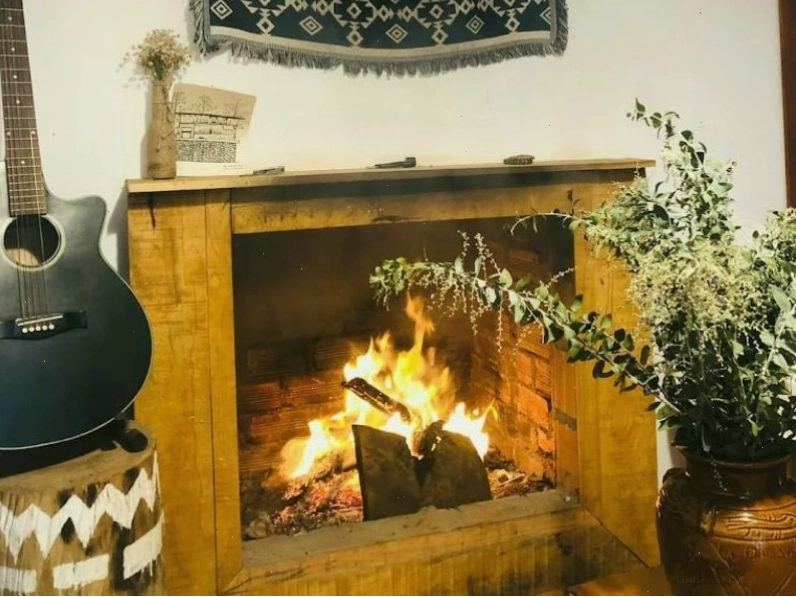 Nội thất phòng nghỉ tại Chino Homestay Măng Đen