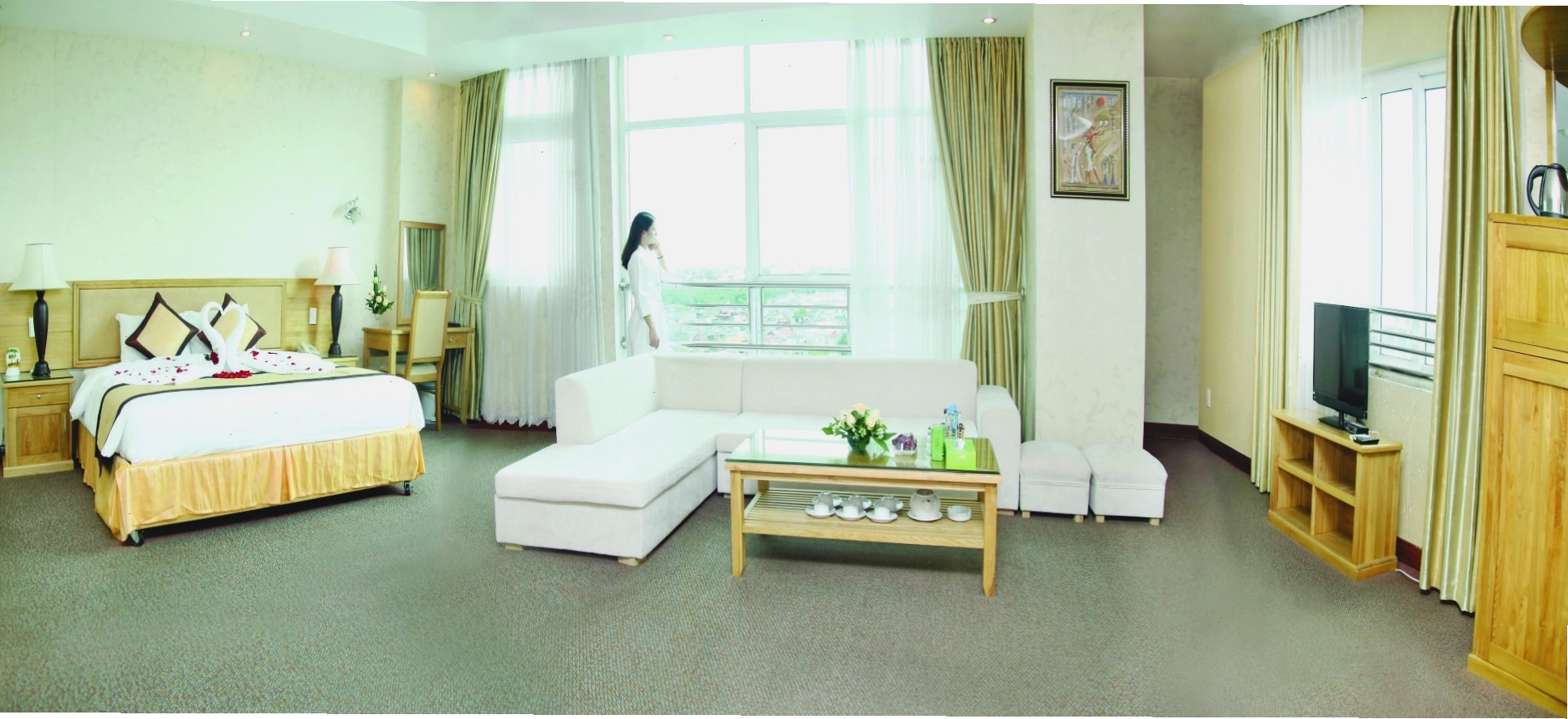 Nội thất phòng ngủ tại Khách sạn Thiên Ý