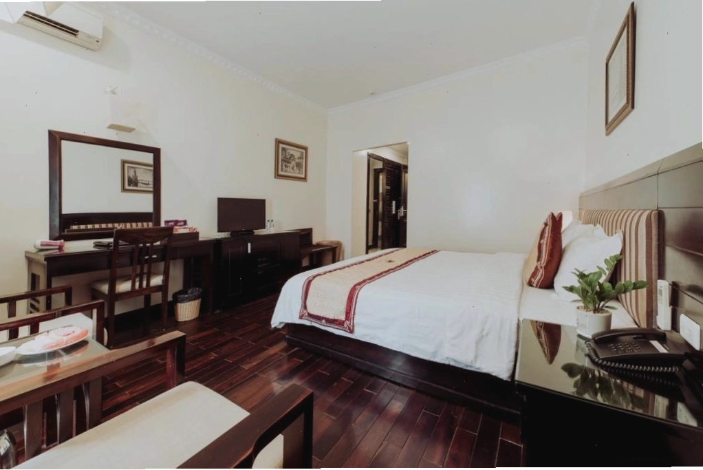 Nội thất phòng Superior tại Khách sạn White Palace Thái Bình