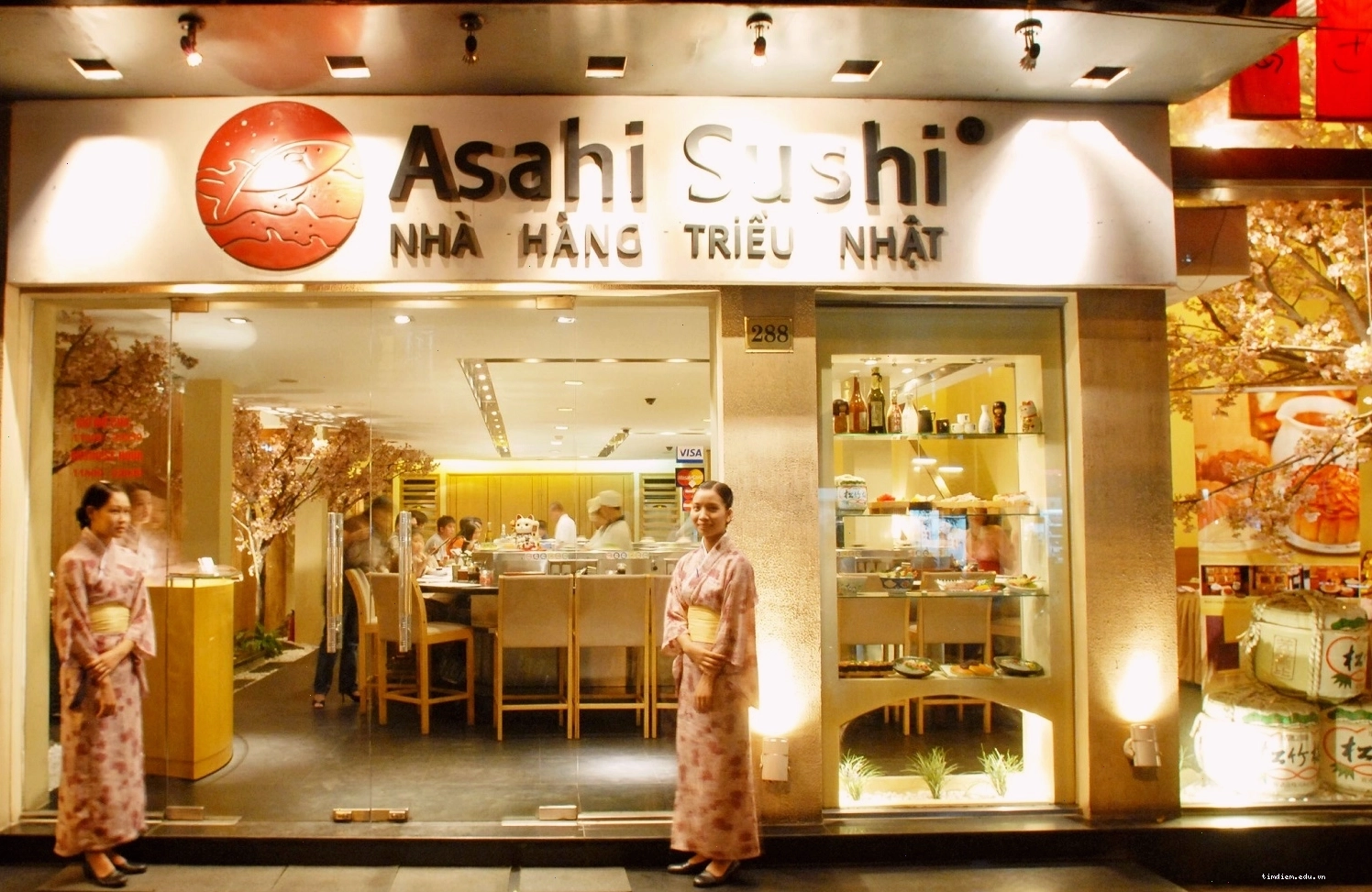 Nội thất vườn Nhật tại Asahi Sushi