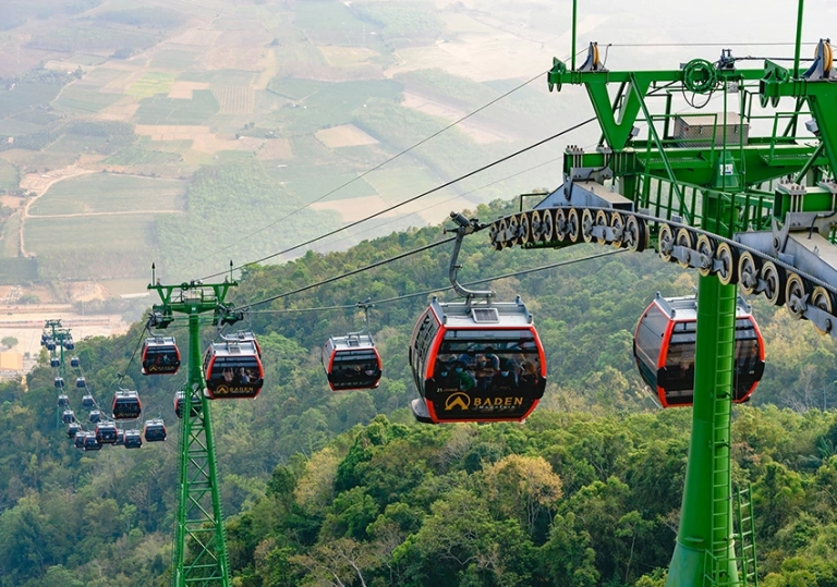 Núi Bà Đen có bao nhiêu bậc thang? Khám phá hành trình chinh phục nóc nhà Nam Bộ