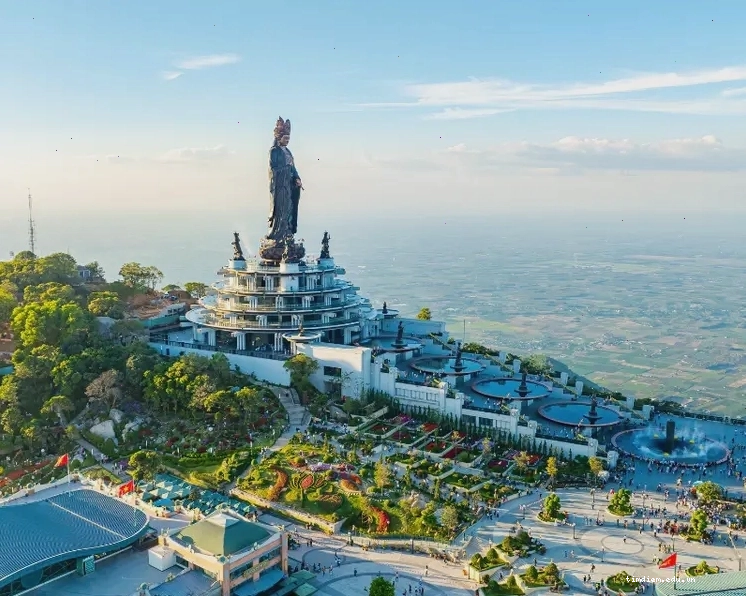 Núi Bà Đen - Điểm hành hương và du lịch tâm linh nổi tiếng