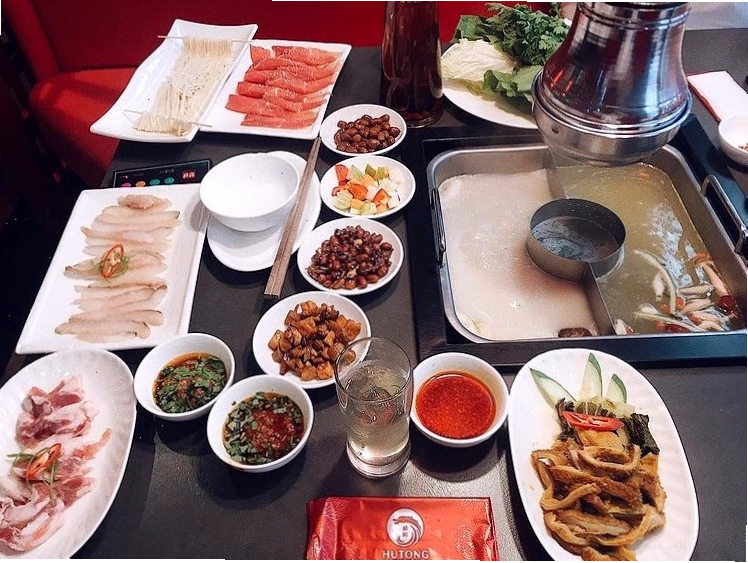 Nước chấm đa dạng tại Hutong