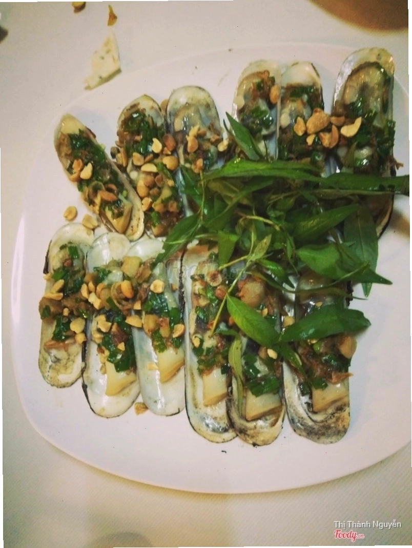 Ốc móng tay chúa nướng mỡ hành
