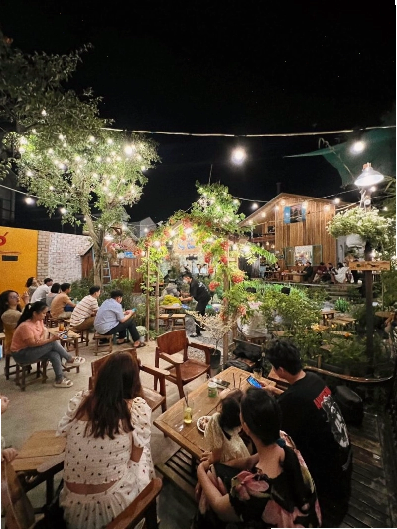 Ông Quan Cafe với sự kết hợp phong cách cổ điển và hiện đại